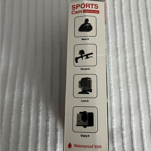 FULL HD 1080p SPORTS CAM WATERPROOF - Picture 6 of 6